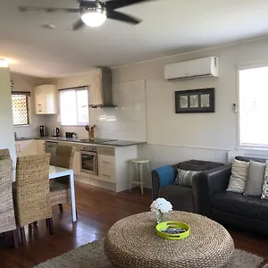 Holiday home Redland Baybreeze